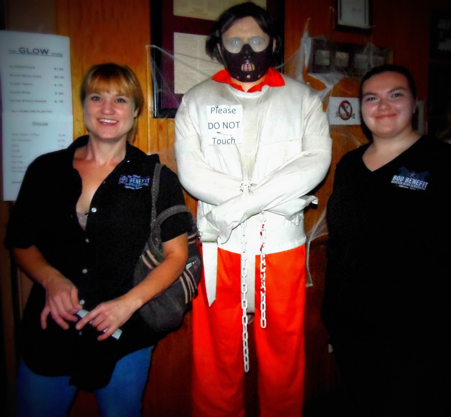 My niece and her daughter ready for the train ride standing next to the guy from Silence of the Lambs.. 